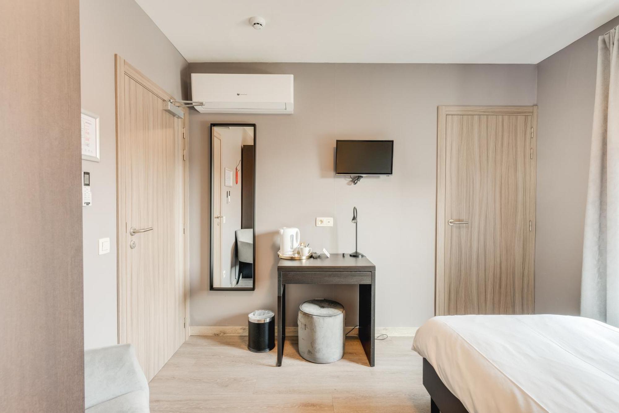 Hotel Italia Zelzate Kültér fotó